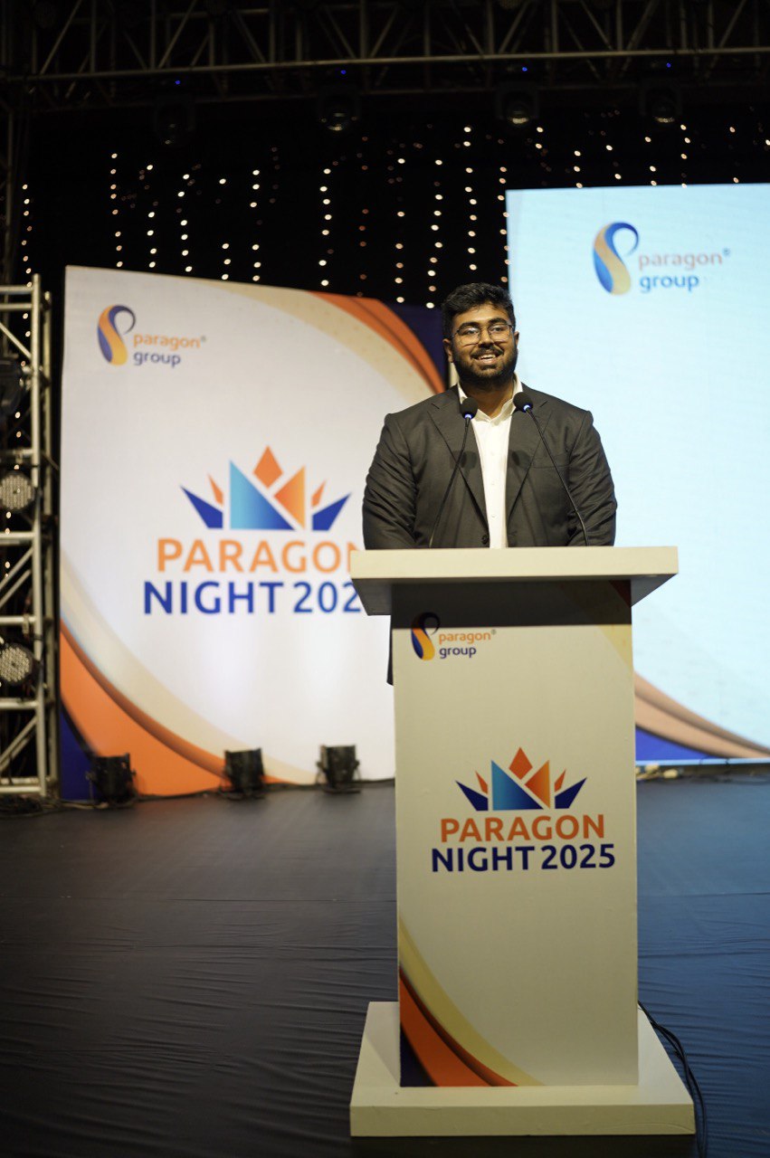 Mahir Rahman speaking at Paragon Night 2025